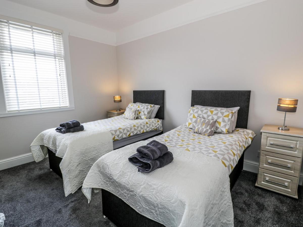 Westpoint Villa Llandudno Bagian luar foto
