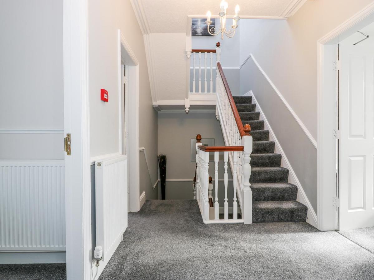 Westpoint Villa Llandudno Bagian luar foto