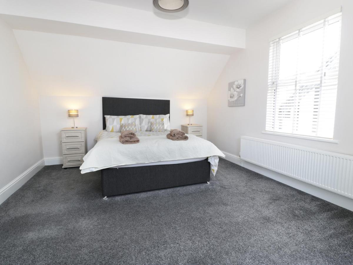 Westpoint Villa Llandudno Bagian luar foto