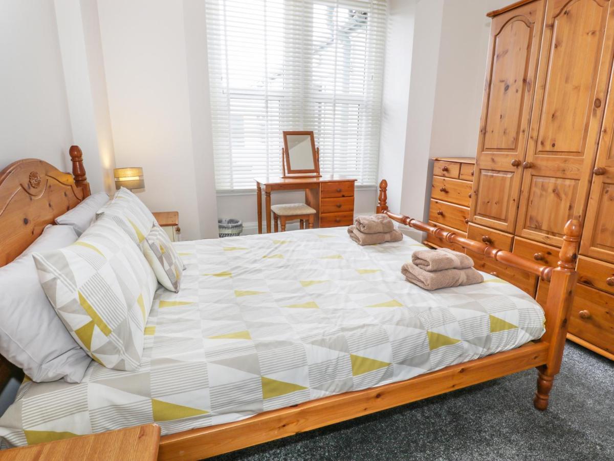 Westpoint Villa Llandudno Bagian luar foto