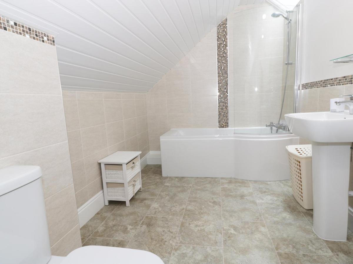 Westpoint Villa Llandudno Bagian luar foto