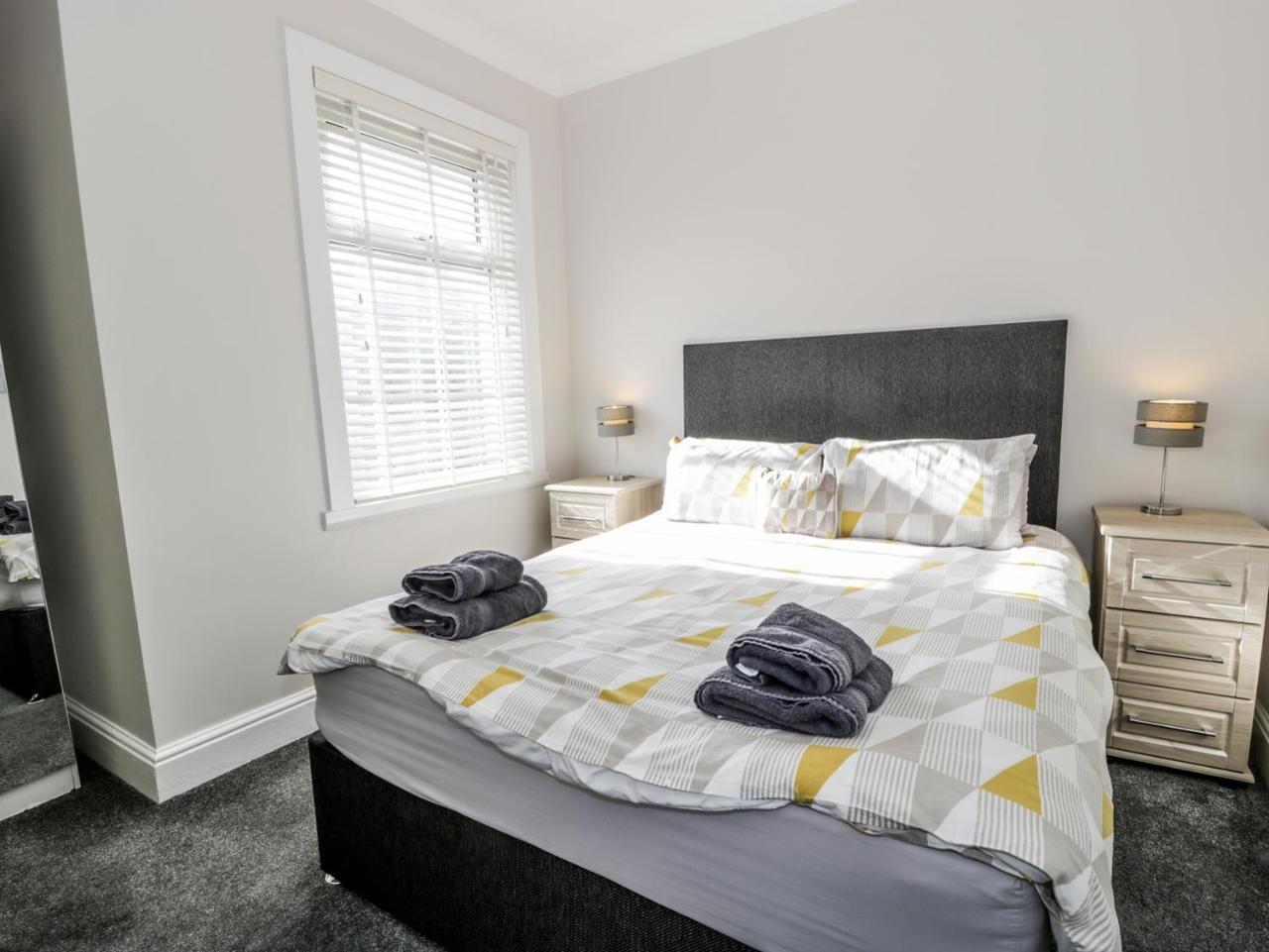Westpoint Villa Llandudno Bagian luar foto